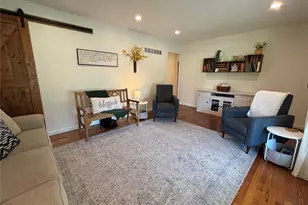 455 Humes Ln, Florissant, MO 63031 - Photo 7