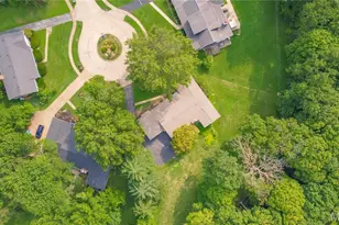 395 Statesman Ct, Chesterfield, MO 63017 - Photo 37