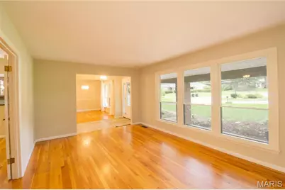 395 Statesman Court, Chesterfield, MO 63017 - Photo 9