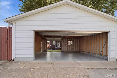 6427 Pernod Avenue, Saint Louis, MO 63139 - Photo 27