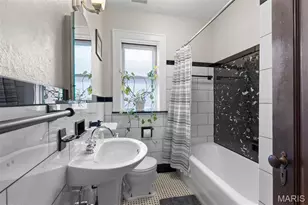 6427 Pernod Ave, Saint Louis, MO 63139 - Photo 15