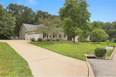 1154 S Charlemagne Drive, Lake Saint Louis, MO 63367 - Photo 1