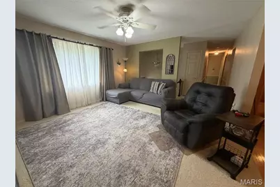 135 Pioneer Trail, Hannibal, MO 63401 - Photo 5