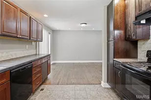 402 Tiffin Ave, Saint Louis, MO 63135 - Photo 7