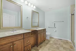 1320 Running Creek Ct, Washington, MO 63090 - Photo 17
