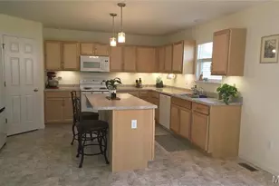 1756 Martingale Ln, Eureka, MO 63025 - Photo 17