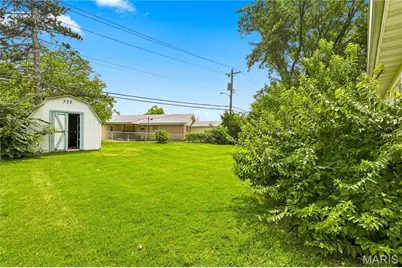 6714 Cherryvale Drive, Hazelwood, MO 63042 - Photo 21