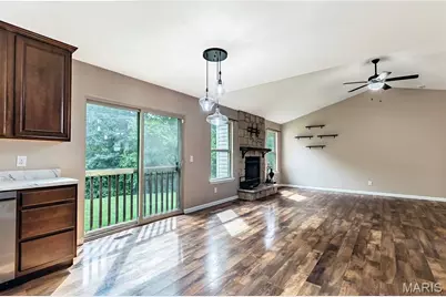 730 Glen Eagle Drive, Troy, MO 63379 - Photo 9