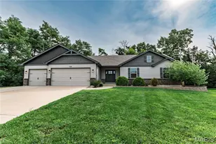 730 Glen Eagle Dr, Troy, MO 63379 - Photo 1
