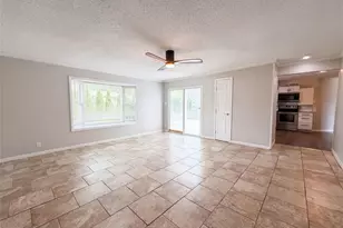 871 Wycliffe Ct, Saint Louis, MO 63125 - Photo 3