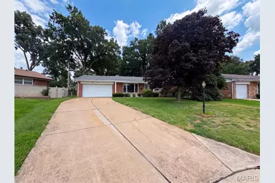 871 Wycliffe Court, Saint Louis, MO 63125 - Photo 17