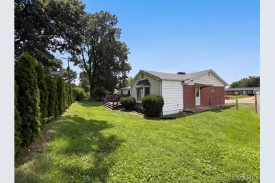 871 Wycliffe Court, Saint Louis, MO 63125 - Photo 19