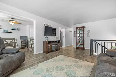 2843 Park Valley Drive, Saint Peters, MO 63376 - Photo 5