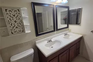 1327 Culpepper Ridge Dr, Ballwin, MO 63021 - Photo 21
