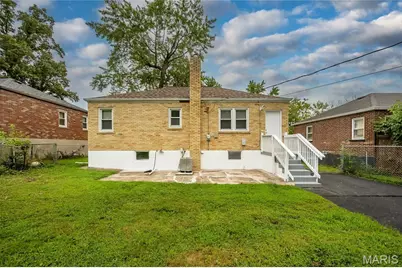 423 Warford Avenue, Saint Louis, MO 63135 - Photo 19