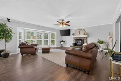 312 Quiet Country Drive, Saint Peters, MO 63376 - Photo 7