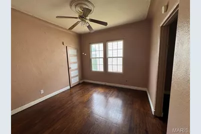 9705 Perrin Avenue, Lemay, MO 63125 - Photo 11