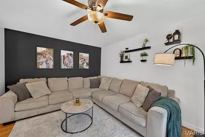 1486 El Camino Drive, Florissant, MO 63031 - Photo 7