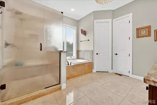 13354 Thornhill Dr, Saint Louis, MO 63131 - Photo 29