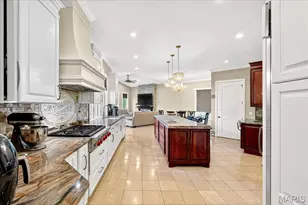 13354 Thornhill Dr, Saint Louis, MO 63131 - Photo 17