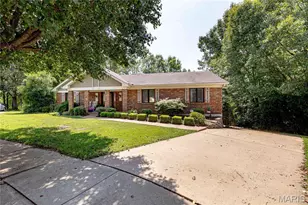 3008 Oakvilla Manor Ct, Oakville, MO 63129 - Photo 5