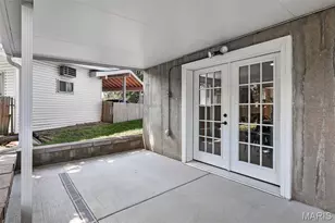 1112 Trieste Dr, Saint Louis, MO 63146 - Photo 29