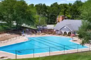 9049 W Swan Cir, Saint Louis, MO 63144 - Photo 27