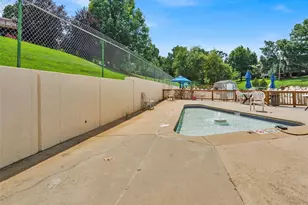 9049 W Swan Cir, Saint Louis, MO 63144 - Photo 29