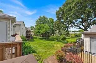 9049 W Swan Cir, Saint Louis, MO 63144 - Photo 21
