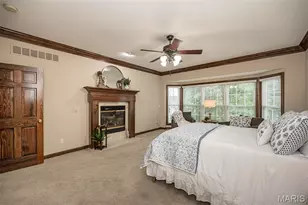 909 Oxford Trail Dr, Saint Peters, MO 63376 - Photo 5