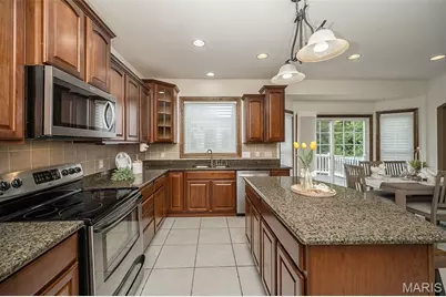 909 Oxford Trail Drive, Saint Peters, MO 63376 - Photo 19