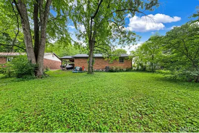 2044 Kingsford Drive, Florissant, MO 63031 - Photo 19