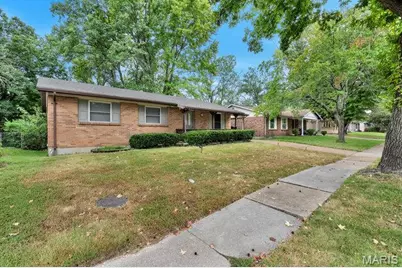 2044 Kingsford Drive, Florissant, MO 63031 - Photo 3