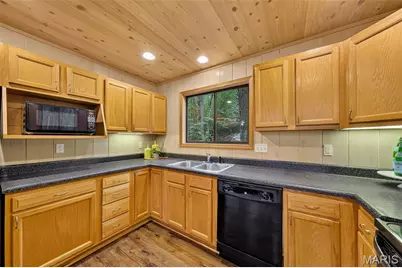 2408 N Kitzbuhl Drive, Innsbrook, MO 63390 - Photo 15