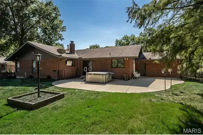 1538 Woodroyal West Drive, Chesterfield, MO 63017 - Photo 55