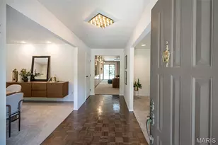 1538 Woodroyal W Dr, Chesterfield, MO 63017 - Photo 5