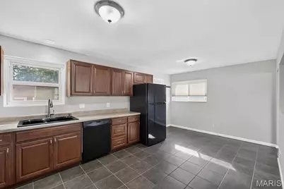 1143 Mary Candace Lane, Saint Louis, MO 63125 - Photo 7