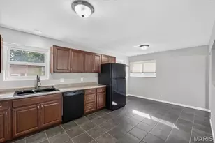 1143 Mary Candace Ln, Saint Louis, MO 63125 - Photo 7