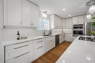 14 Bayside Ct, Lake Saint Louis, MO 63367 - Photo 11