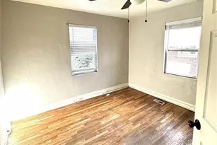 8356 College Ave, Jennings, MO 63136 - Photo 7