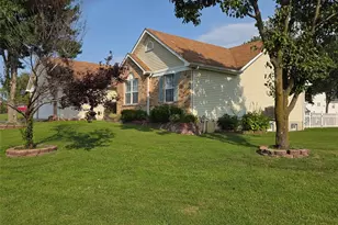 207 Sassafras Parc Dr, O'Fallon, MO 63368 - Photo 3