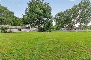 806 S 4th St, Ellisville, MO 63336 - Photo 55