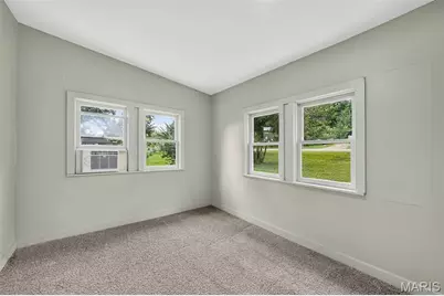 806 S 4th Street, Ellisville, MO 63336 - Photo 39