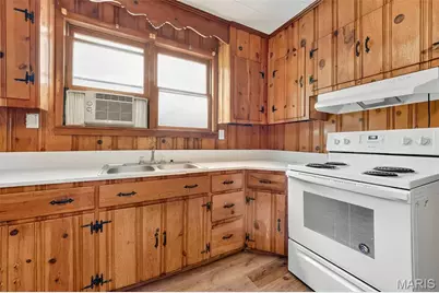 806 S 4th Street, Ellisville, MO 63336 - Photo 25