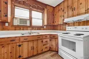 806 S 4th St, Ellisville, MO 63336 - Photo 25