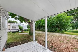 806 S 4th St, Ellisville, MO 63336 - Photo 45