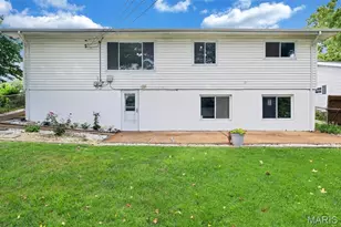 218 Martigney Dr, Saint Louis, MO 63129 - Photo 37