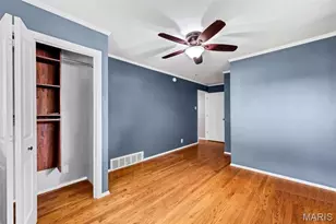 218 Martigney Dr, Saint Louis, MO 63129 - Photo 25