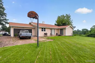 5998 Sir Edward Ct, Florissant, MO 63033 - Photo 31