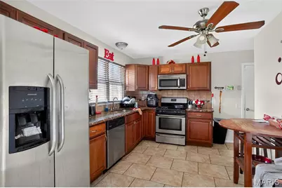5998 Sir Edward Court, Florissant, MO 63033 - Photo 13